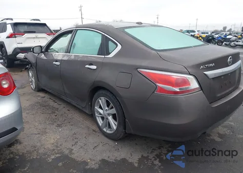 2015 Nissan Altima 2.5 Sv из США, поврежденный, VIN 1N4AL3AP6FC164651